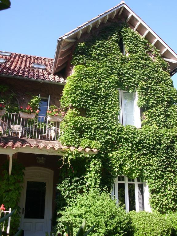 Hotel Xalet La Coromina Виладрау Екстериор снимка